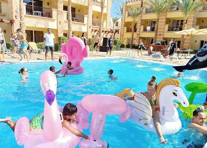Sea Edge By Rotana 5*