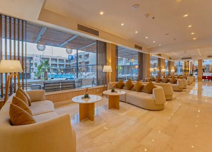 Resort Sea Edge By Rotana 5*