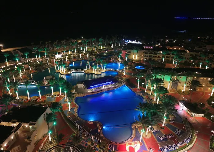Sea Edge By Rotana Resort 5*
