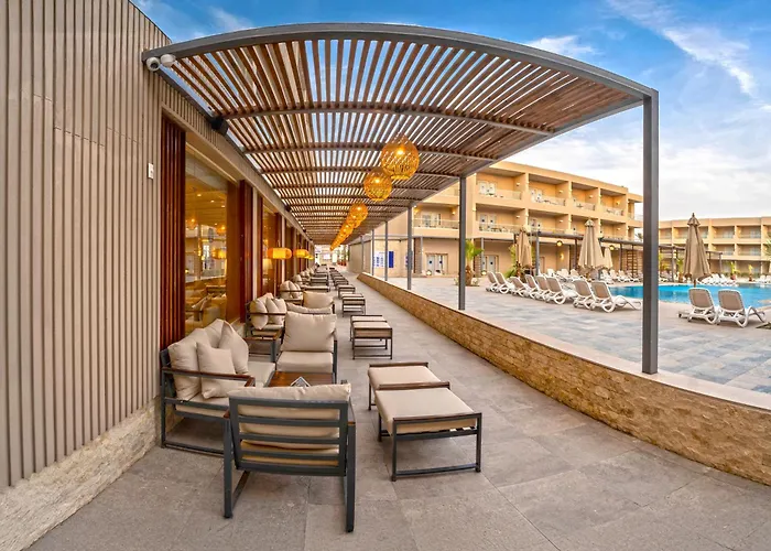 Sea Edge By Rotana 5* Şarm El-Şeyh