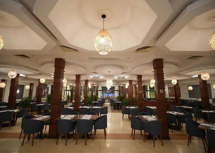 Sea Edge By Rotana Resort 5*