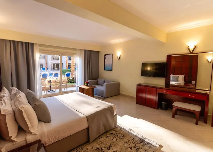 Resort Sea Edge By Rotana