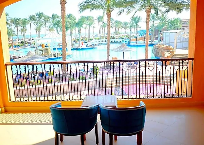 Resort Sea Edge By Rotana