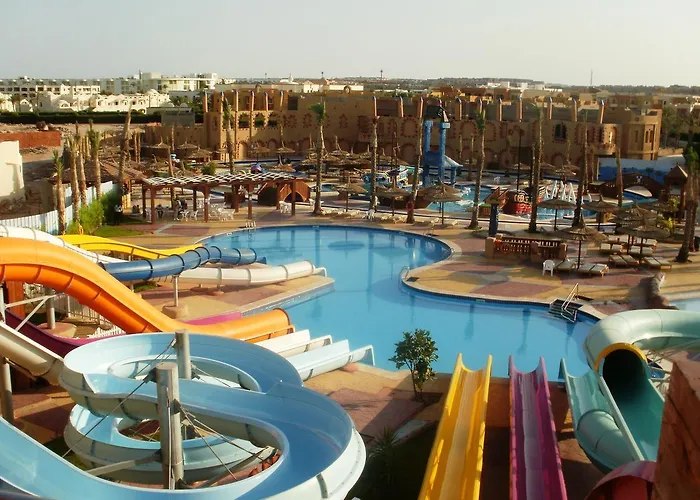 Sea Edge By Rotana Resort 5*